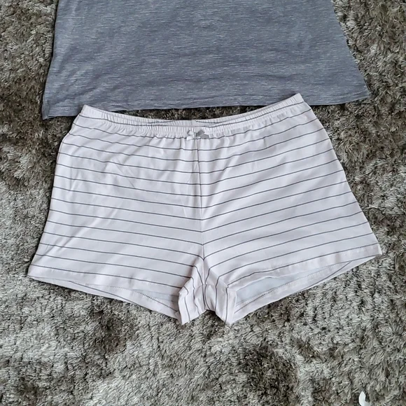 Rae Dunn Sleepwear Set Size L - Picture 3 of 9